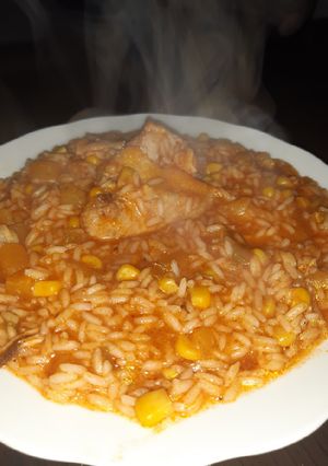 Una foto de Guisito con alitas de pollo
