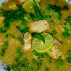 A picture of Chicken Lamon Soup.