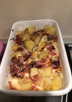 Foto di Patate al forno con speck e scamorza