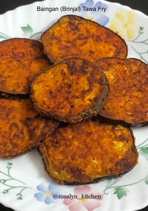 A picture of Baingan (Brinjal) Tawa Fry.