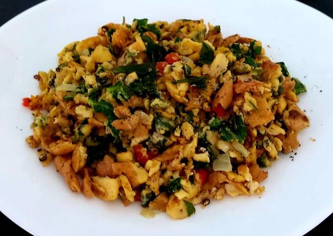 Scrambled Egg,Kale,Parsley Healthy Breakfast #Kitchenwordsearch