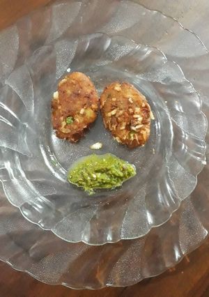 A picture of Matar Chiwada Cutlet.