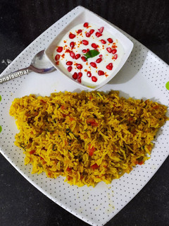 તવા પુલાવ (Tava Pulao Recipe In Gujarati) રેસીપી મુખ્ય ફોટો