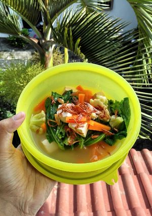 Foto resep Sup Tahu Kembang Kol Wortel Pak Coy