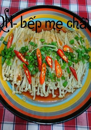 Hình của món Nấm kim châm hấp nước tương.