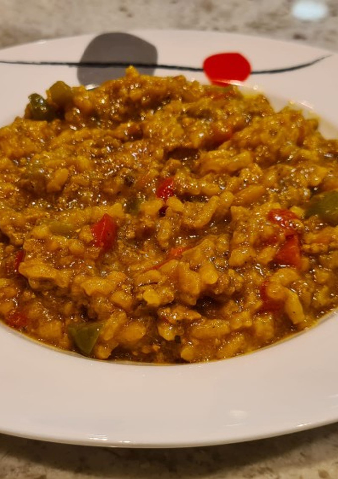 Una foto de Arroz con carne picada