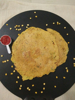 મિક્સ દાળ ના ચીલા (Mix Dal Chila Recipe In Gujarati) રેસીપી મુખ્ય ફોટો