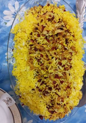 عکسی از دستور زرشک پلو با مرغ ریش ریش
