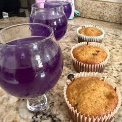 Butterfly pea tea 🫖 A picture of Butterfly pea tea 🫖.