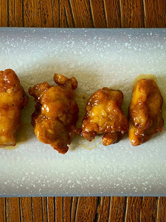 Una foto de Contramuslos de pollo al limón