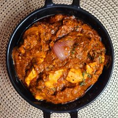 A picture of Paneer tikka masala.