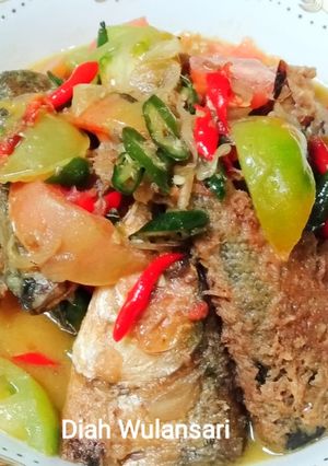 Foto resep Ikan Bandeng Bumbu Kuning