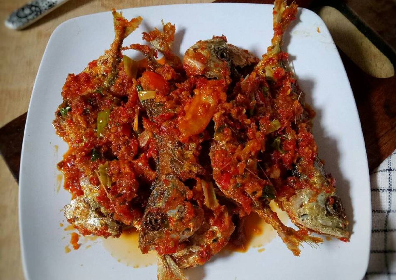 Resep Ikan kembung rica-rica Anti Gagal