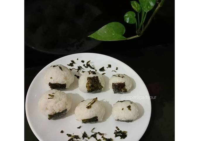 Onigiri ikan tongkol