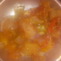 A picture of Onion tomato ki sabji.