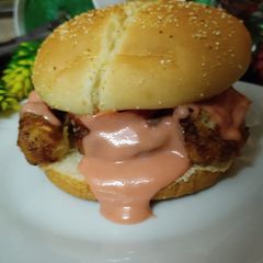 A picture of Mayo burger.