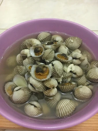 Cara Mudah Menyiapkan Resep Kerang rebus kuah bening yang Enak Banget Anti Ribet, Bikin Ngiler