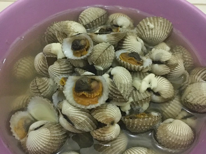 Cara Mudah Menyiapkan Resep Kerang rebus kuah bening yang Enak Banget Anti Ribet, Bikin Ngiler