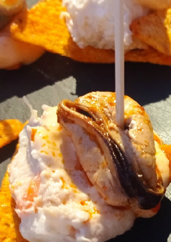 Una foto de Pincho de mejillón en escabeche