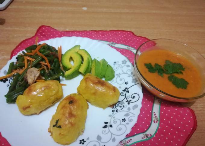 Baked potato croquettes with pumkin/carrot/tomato soup