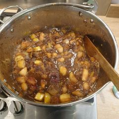 Fig and apple chutney A picture of Fig and apple chutney.