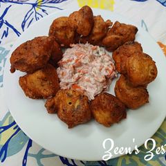 A picture of Maash and Methi Bhajiye.