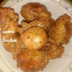 A picture of Yam balls.