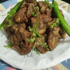 A picture of Kuttu ki Chatpte pakorde.