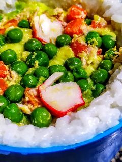Una foto de SUSHI🍙A La Taza...!!🥑
