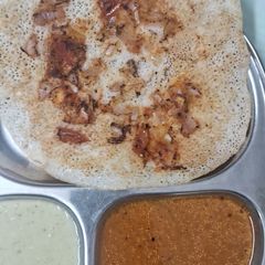 A picture of Sooji Uttapam.