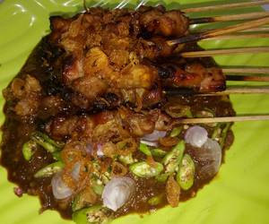 Resep mudah Sate ayam madura bumbu kacang Gurih Mantul