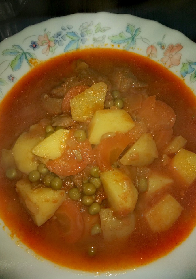 Una foto de Estofado de ternera con patatas