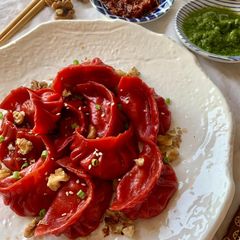 A picture of Beetroot Walnut Momos.
