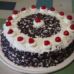 A picture of Black Forest Cake (Schwarzwaelder Kirsch Torte).