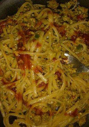 Una foto de Revueltos de verduras con fideos