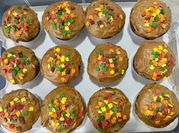 A picture of choco chips cupcake