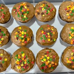 A picture of Mocha Chocolate Chips Banana Cupcakes.