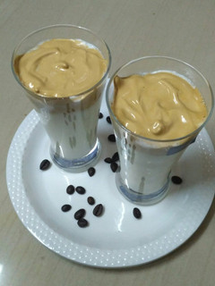 ડાલગોના કોફી (Dalgona Coffee Recipe In Gujarati) રેસીપી મુખ્ય ફોટો