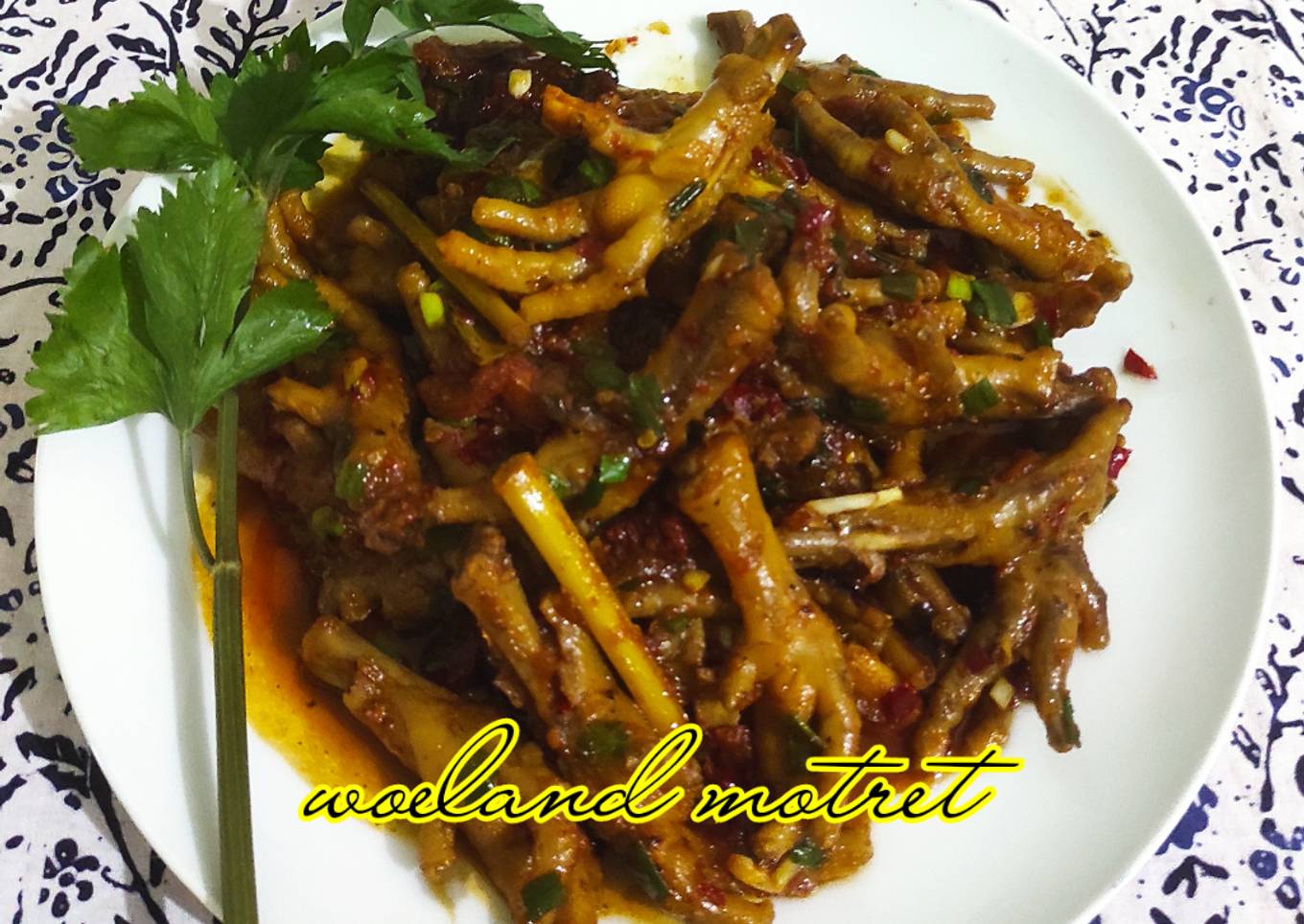 Ceker Pedas Manis