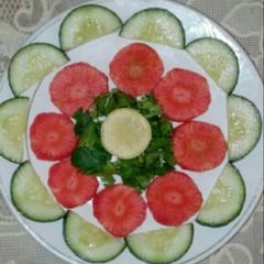 A picture of Rainbow Salad🥒🥕🥦🍋.