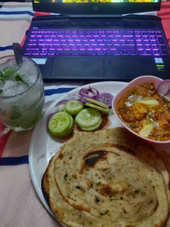 कड़ाई मटर पनीर(kadhai matar paneer recipe in hindi) रेसिपी मुख्य फोटो