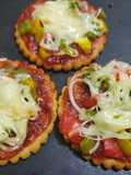 Biscuit pizza