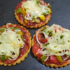 Biscuit pizza A picture of Biscuit pizza.