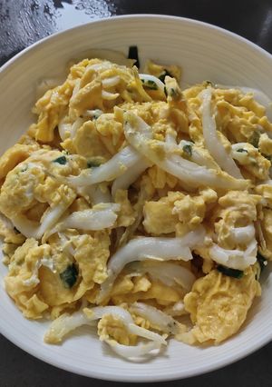 A picture of Silver Fish with Egg.