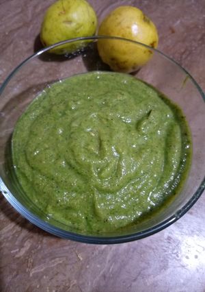 A picture of Amrood ki chutney.