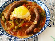 Une photo de merguez tomate