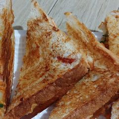 Cheesey Vegetables Masala Sandwich// Veg Mayo Sandwich A picture of Cheesey Vegetables Masala Sandwich// Veg Mayo Sandwich.