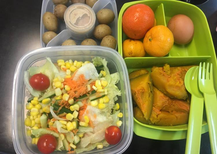 Langkah Mudah Membuat 6. Lunch Box (Salad, Labu, Kentang, Telur, Buah) Top Enaknya