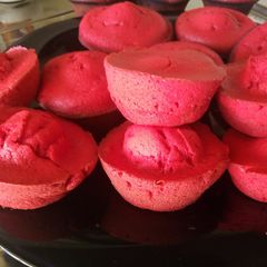 A picture of Red velvet cupcakes.