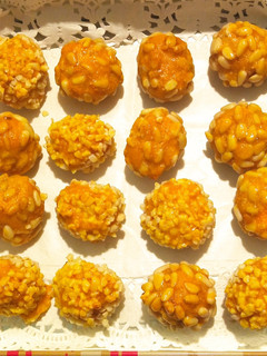 Una foto de Panellets de boniato sin gluten